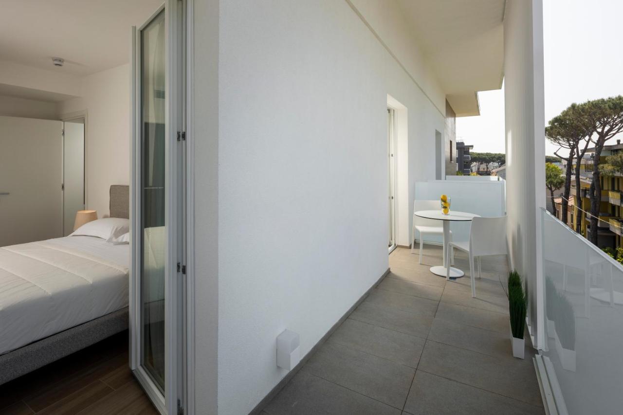The Palm Riccione 아파트 호텔 외부 사진